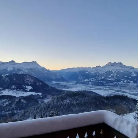 아파트 Magical Hideaway *